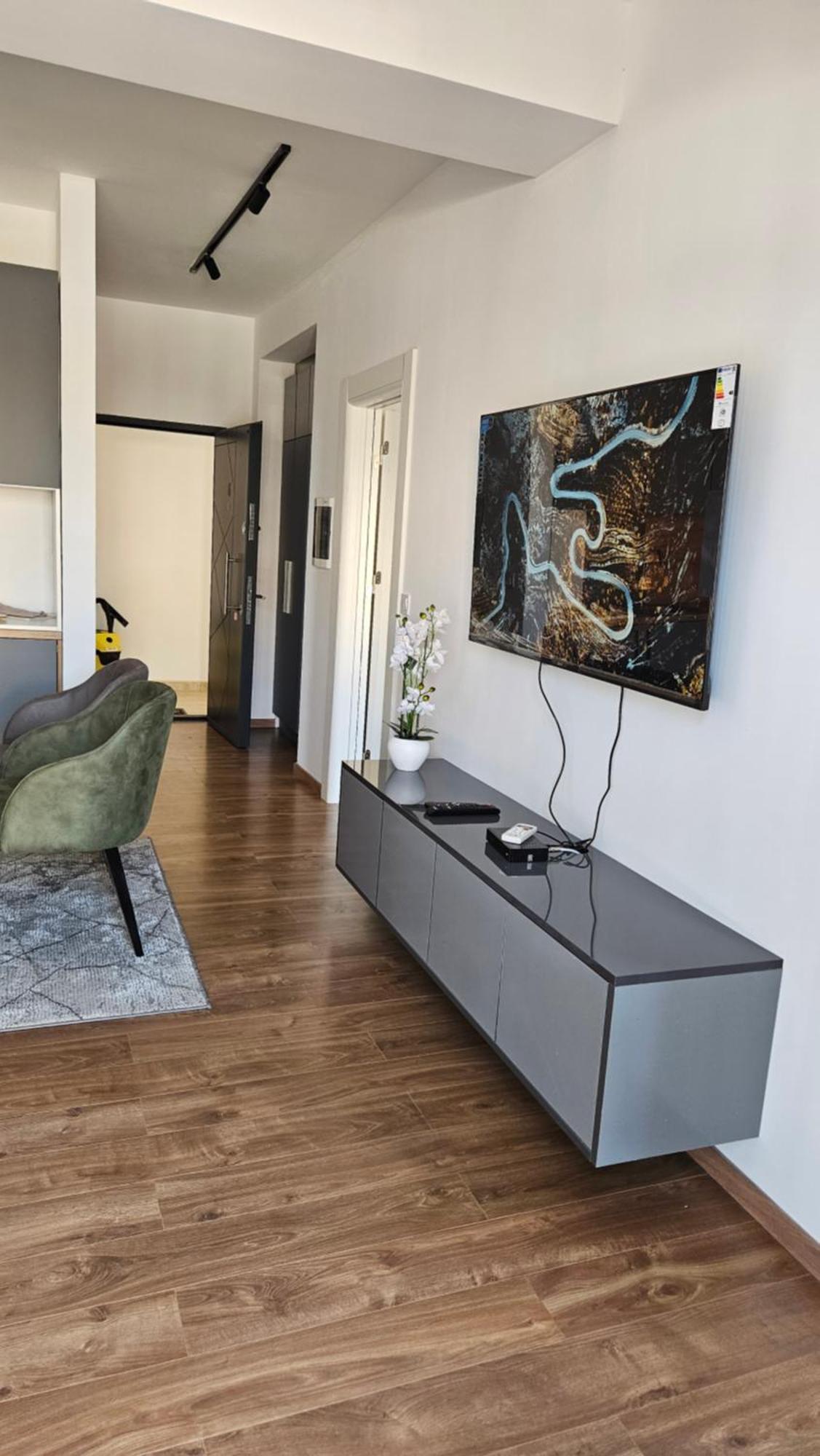 Podgorica Apartments Planet エクステリア 写真