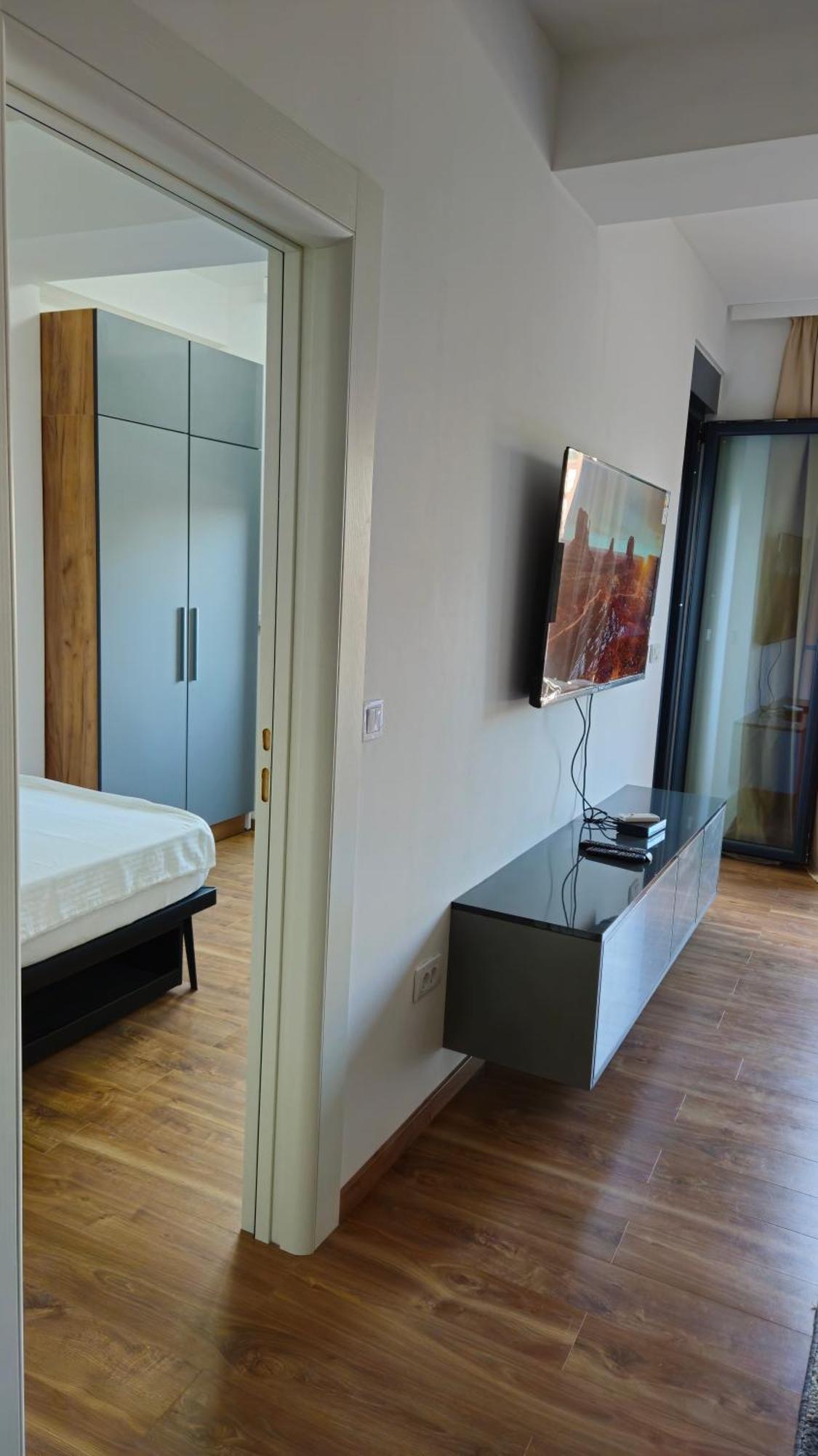 Podgorica Apartments Planet エクステリア 写真